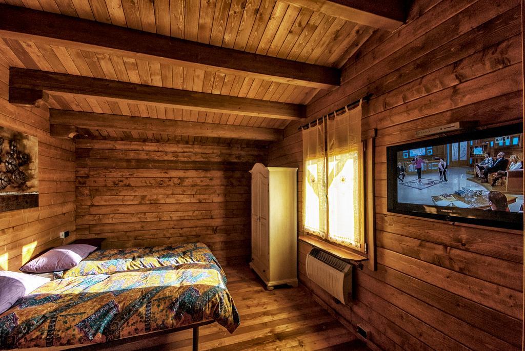 Chalet Dei Parchi Bed & Breakfast Saracinesco ห้อง รูปภาพ