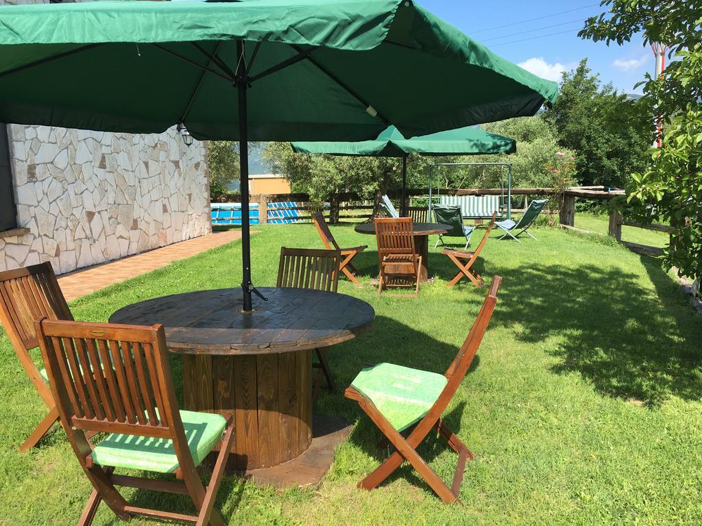 Chalet Dei Parchi Bed & Breakfast Saracinesco ภายนอก รูปภาพ